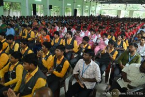 Which ICSE school focuses on discipline?